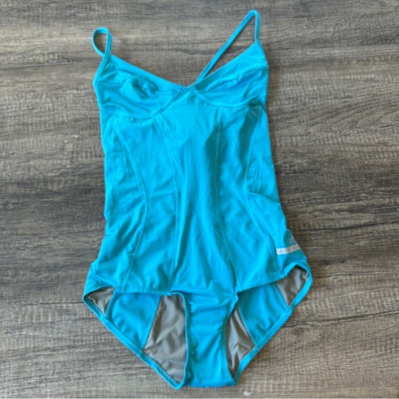 One piece from adidas x StellaMcCartney NWT Size 32” - Picture 1 of 11